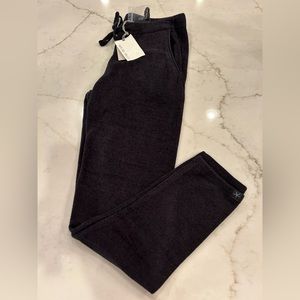 Barefoot dreams cozy knit lounge pants. So soft new with tags